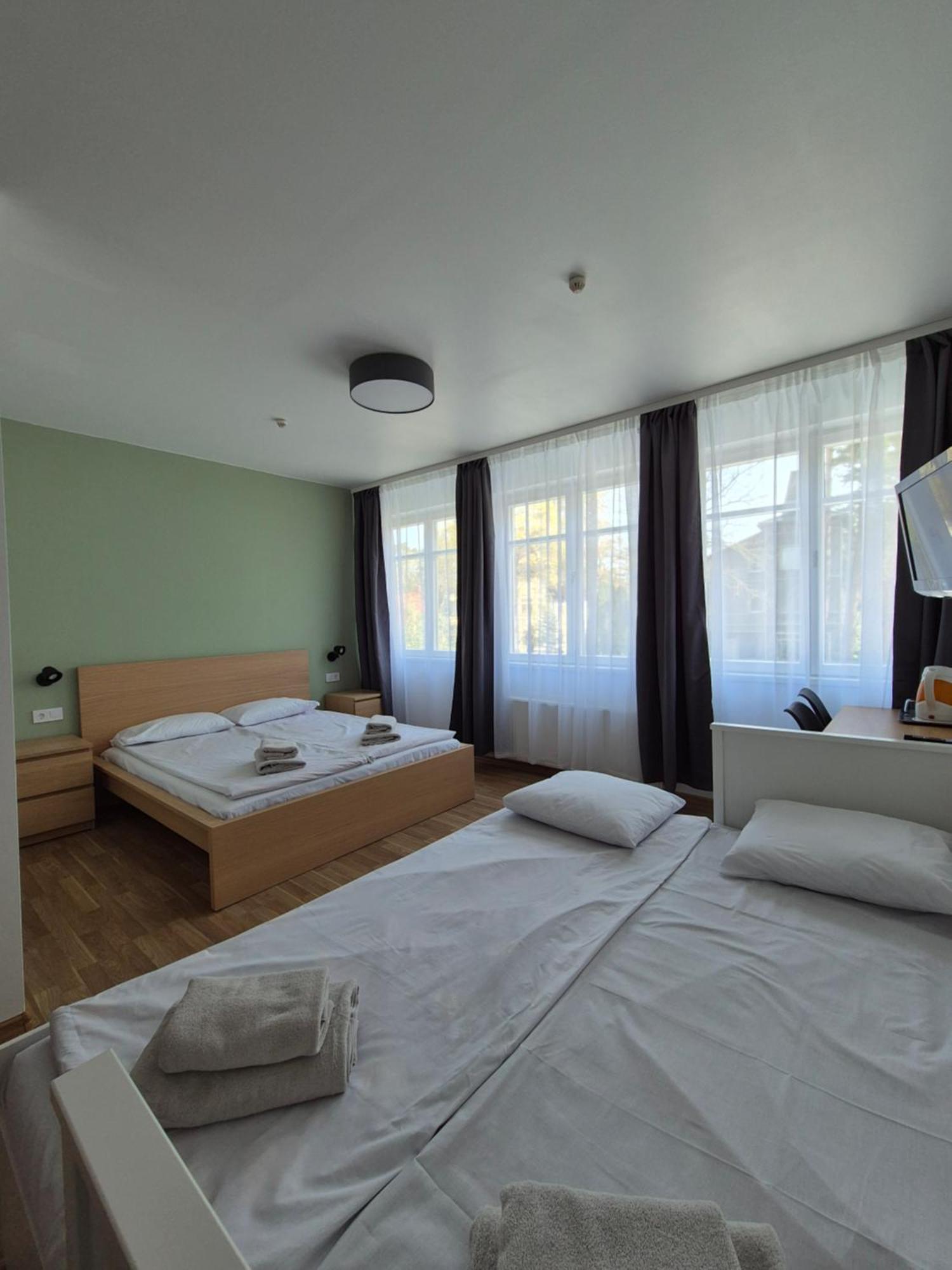Elina Hotel Jūrkalne Buitenkant foto