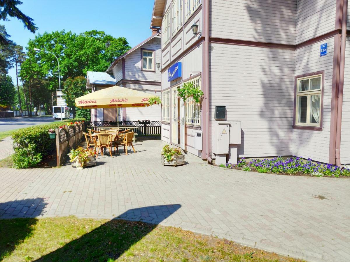 Elina Hotel Jūrkalne Buitenkant foto