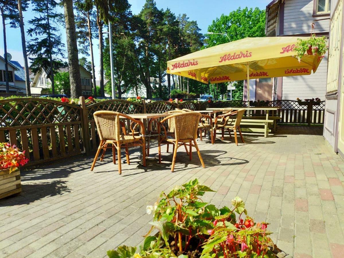 Elina Hotel Jūrkalne Buitenkant foto