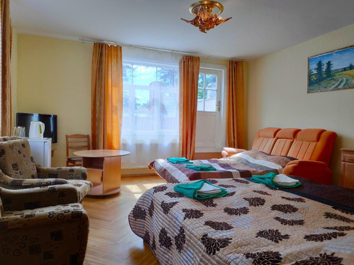 Elina Hotel Jūrkalne Buitenkant foto