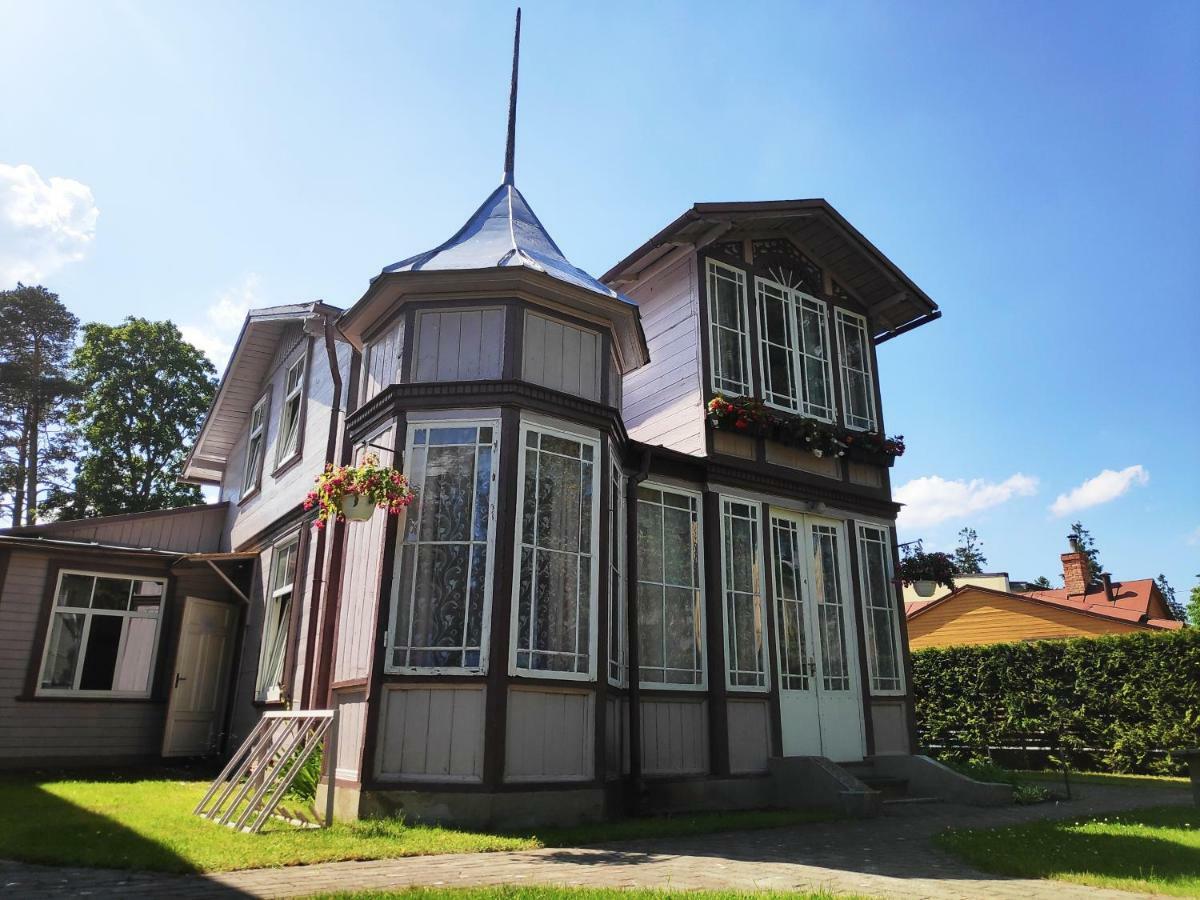Elina Hotel Jūrkalne Buitenkant foto