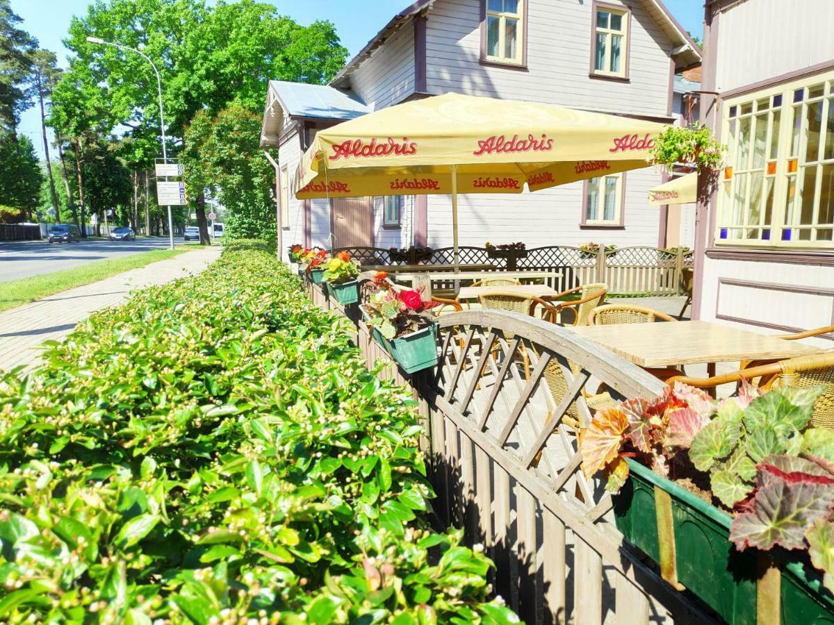 Elina Hotel Jūrkalne Buitenkant foto